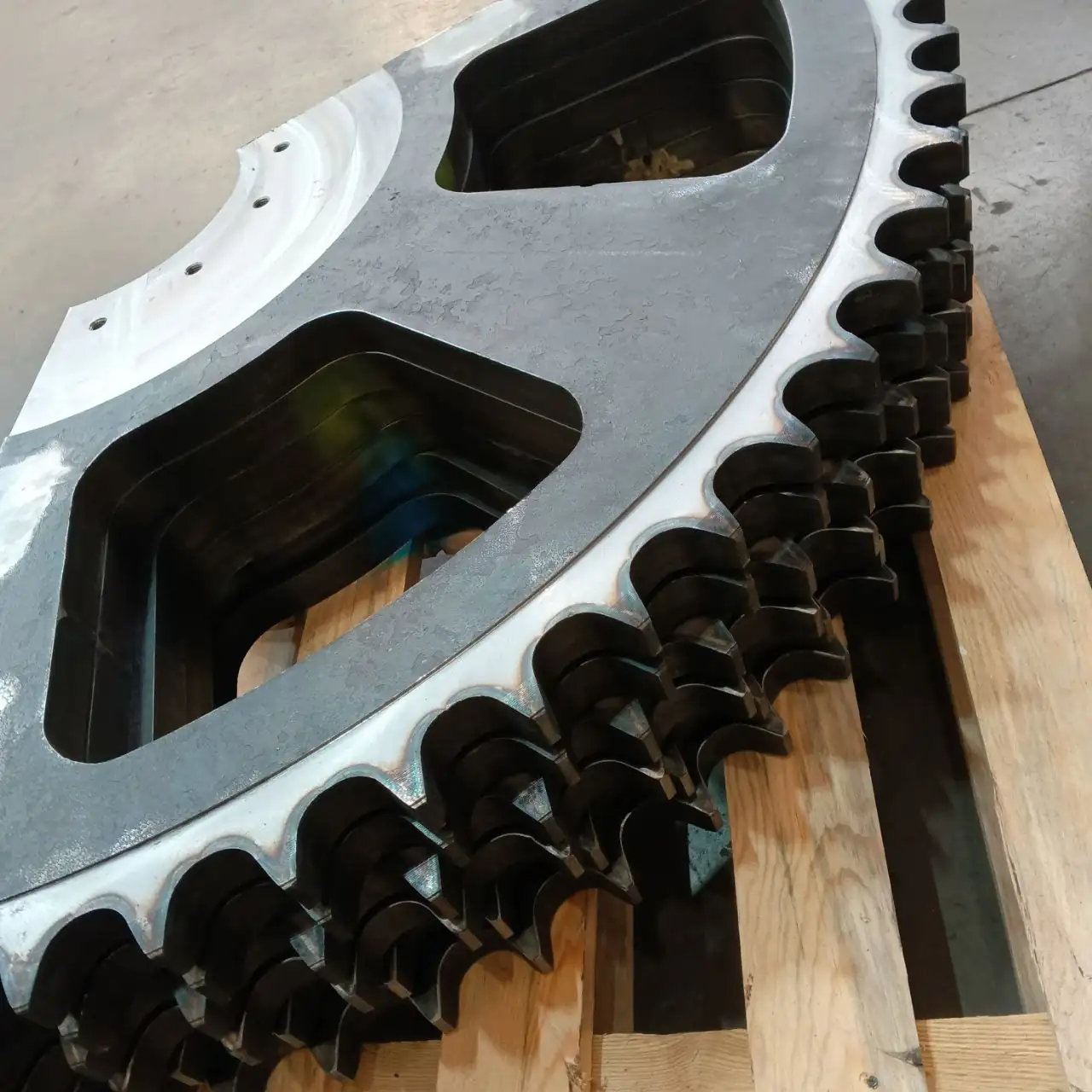 Отгружены приводные и холостые звёзды КВО для промышленного оборудования