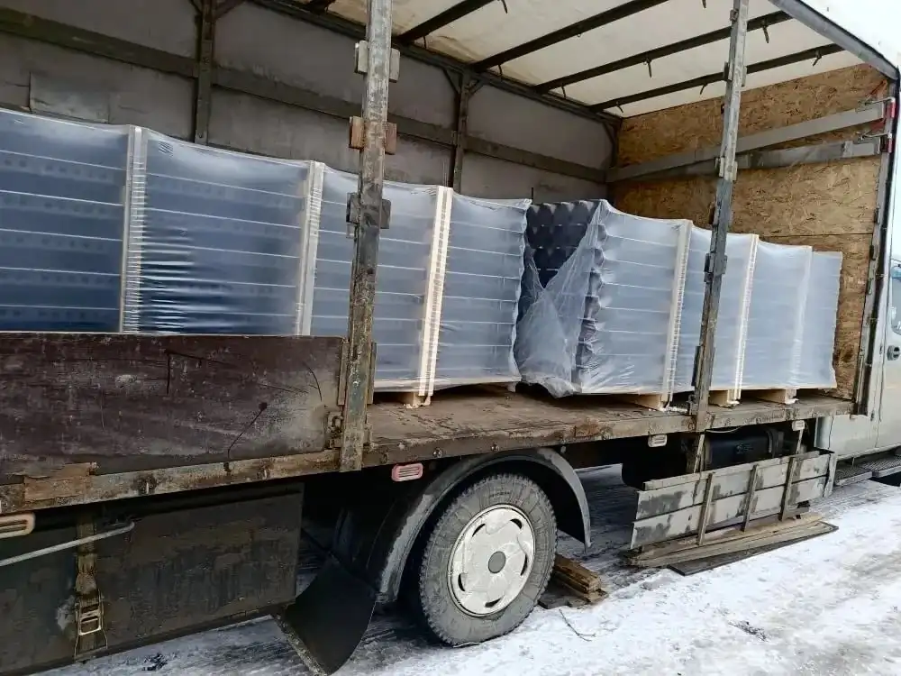 235 металлических ламелей для завода минеральной ваты: производство и отгрузка двумя машинами