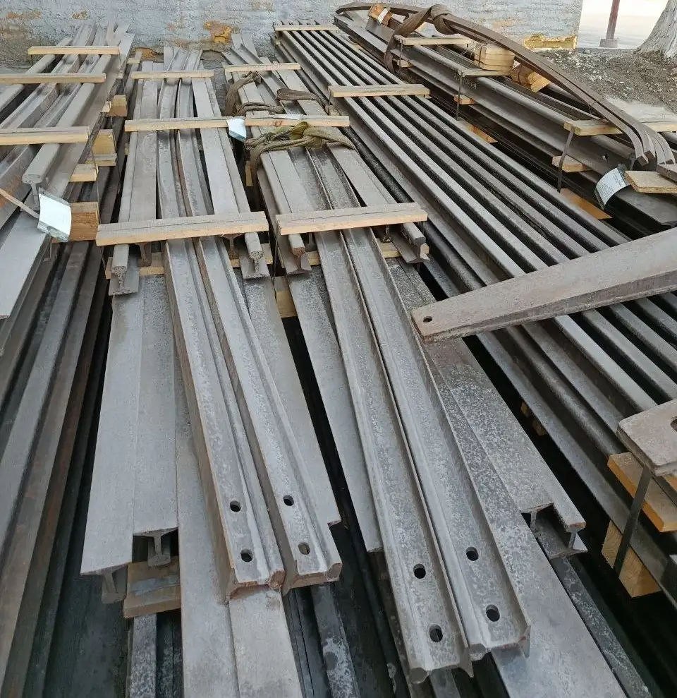 АО «Металлург» отгрузил рельсовый путь, ЗИП и 1 172 ролика для конвейерного оборудования ГОКа
