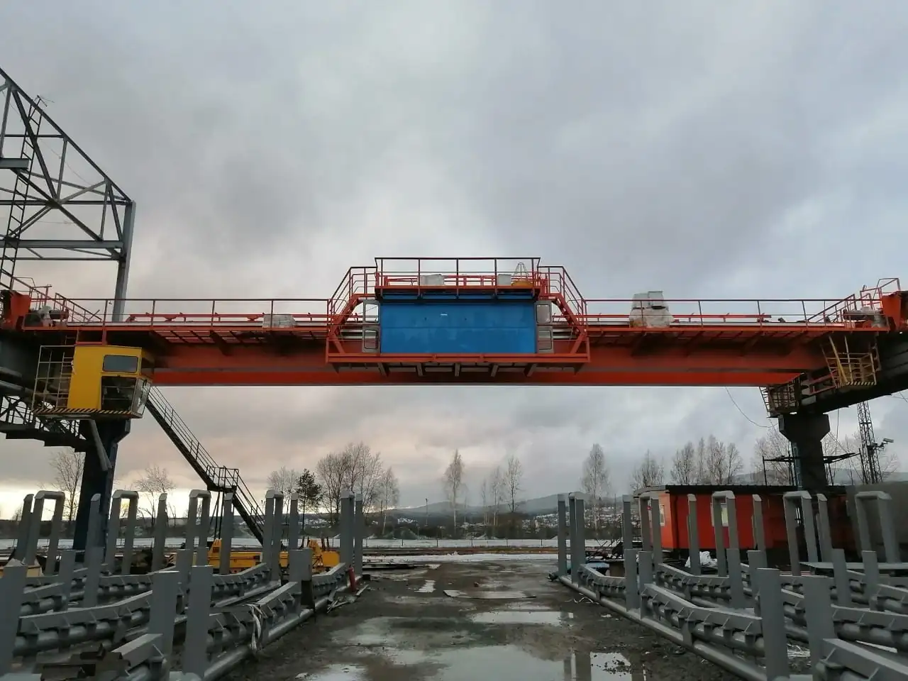 Кран мостовой электрический специальный траверсный двухтележечный  20МТ (10+10)-А7-28,0-16,0-У1