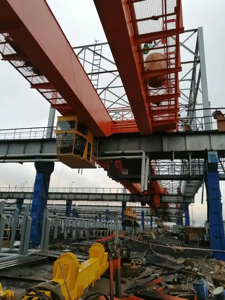 Кран мостовой электрический специальный траверсный  15 (7,5+7,5)-А8-29,3-12,0-У1