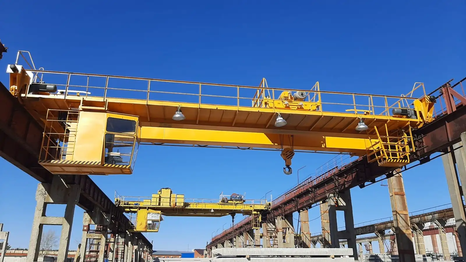 Кран мостовой электрический КМ 12,5-ч-А5-ук-16,5-8,5-У1