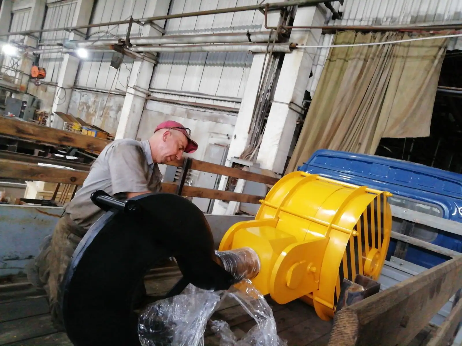 Крюковая подвеска в сборе грузоподъемность 50 тн.